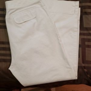 Liz Claiborne white denim capri pants, size 12